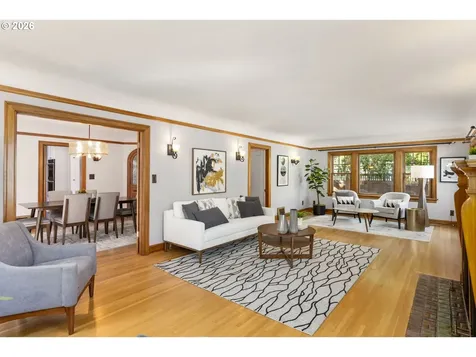 3826 NE Couch Street Portland OR 97232