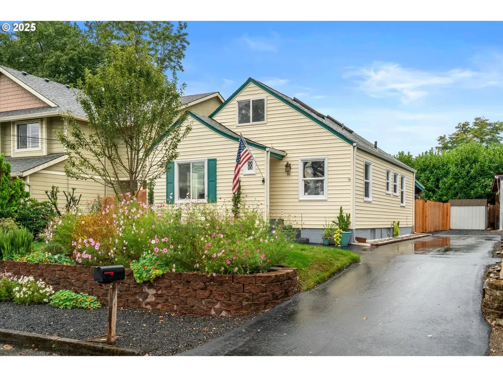 741 SE Tampa Street Camas WA 98607