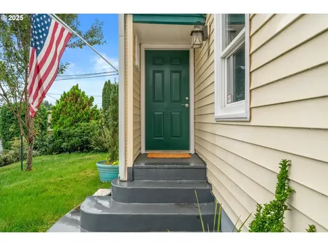 741 SE Tampa Street Camas WA 98607