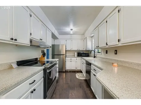 3445 SE 170th Avenue Portland OR 97236