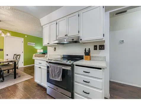3445 SE 170th Avenue Portland OR 97236