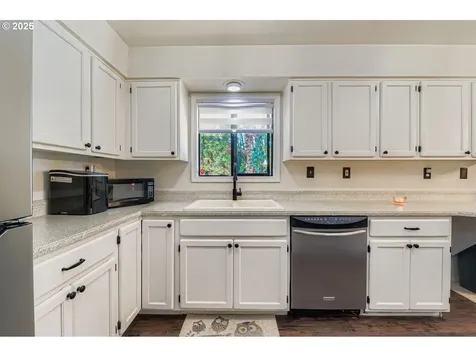 3445 SE 170th Avenue Portland OR 97236