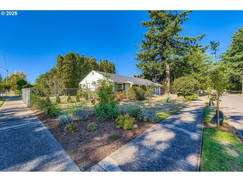 3445 SE 170th Avenue Portland OR 97236