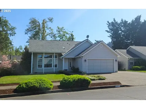 6827 D Street Springfield OR 97478