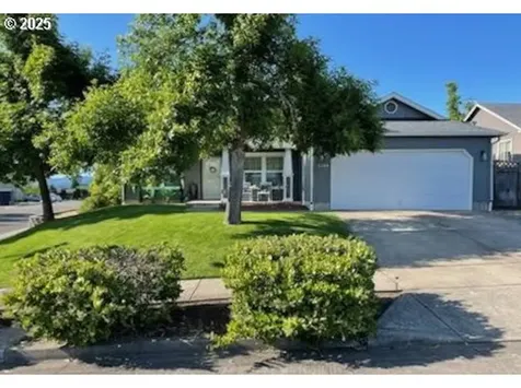 6827 D Street Springfield OR 97478