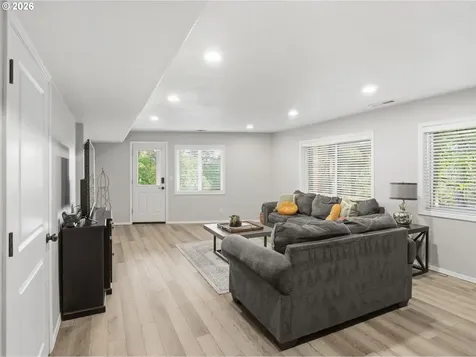 3595 Great Oaks Lane SE Salem OR 97317