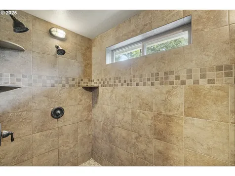 22004 NE 233rd Court Battle Ground WA 98604