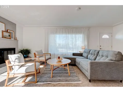 408 E 13th Street The Dalles OR 97058