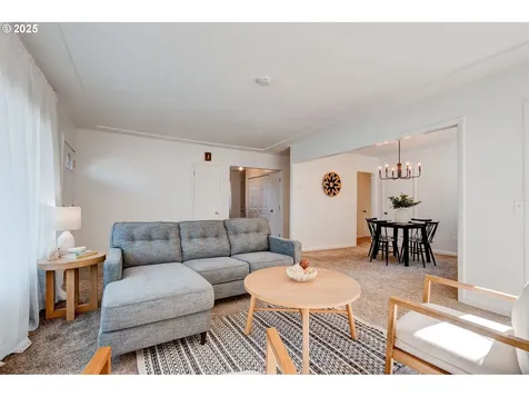 408 E 13th Street The Dalles OR 97058