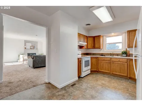 408 E 13th Street The Dalles OR 97058
