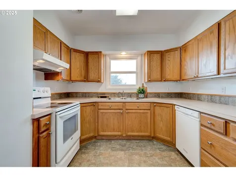 408 E 13th Street The Dalles OR 97058