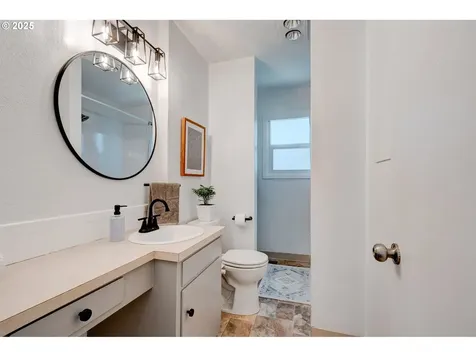 408 E 13th Street The Dalles OR 97058