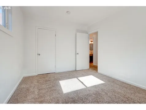 408 E 13th Street The Dalles OR 97058
