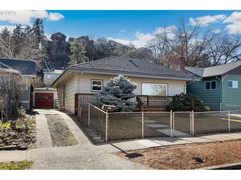 408 E 13th Street The Dalles OR 97058