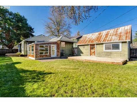 1657 Jefferson Street Eugene OR 97402
