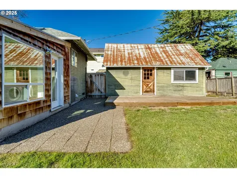 1657 Jefferson Street Eugene OR 97402