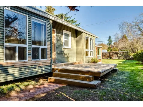 1657 Jefferson Street Eugene OR 97402