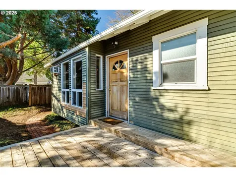 1657 Jefferson Street Eugene OR 97402