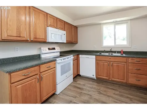 3228 Tilden Street Eugene OR 97404