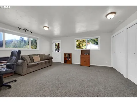 89550 Dick Way Florence OR 97439