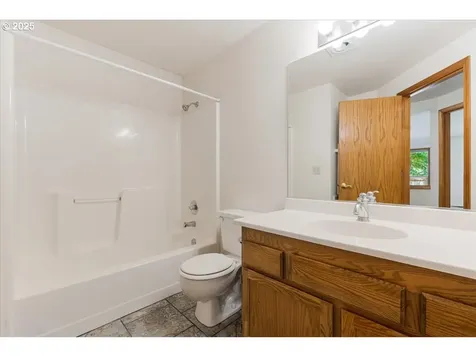 1605 NW 175th Place Beaverton OR 97006
