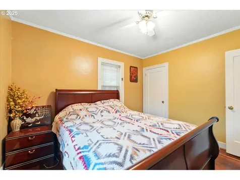 1705 N Holman Street Portland OR 97217