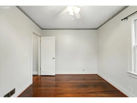 1705 N Holman Street Portland OR 97217