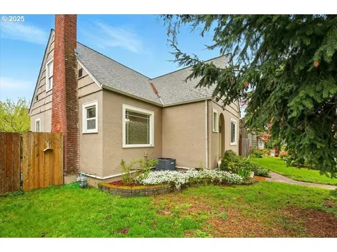 1705 N Holman Street Portland OR 97217