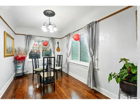 1705 N Holman Street Portland OR 97217