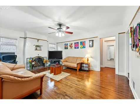 1705 N Holman Street Portland OR 97217