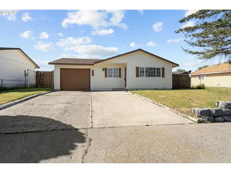 562 E Reeder Drive Hermiston OR 97838