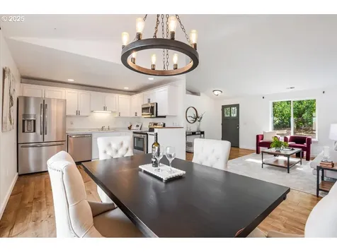 307 Flower Lane Dayton OR 97114