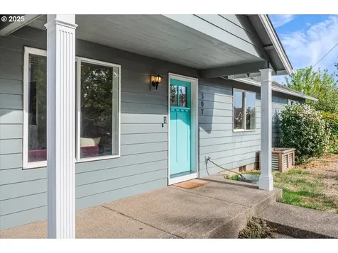 307 Flower Lane Dayton OR 97114