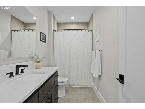 3806 NW 114th Way Vancouver WA 98685