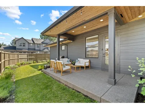 3806 NW 114th Way Vancouver WA 98685