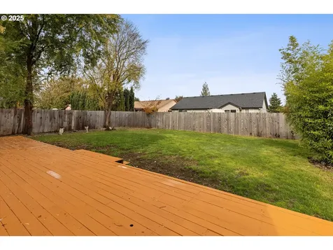 16600 NE 80th Street Vancouver WA 98682