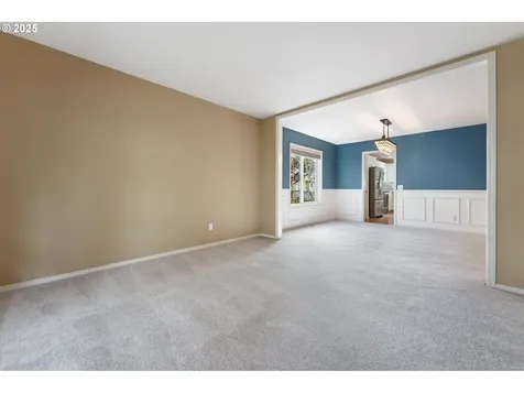 15362 SE Bradford Road Clackamas OR 97015