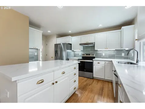 15362 SE Bradford Road Clackamas OR 97015