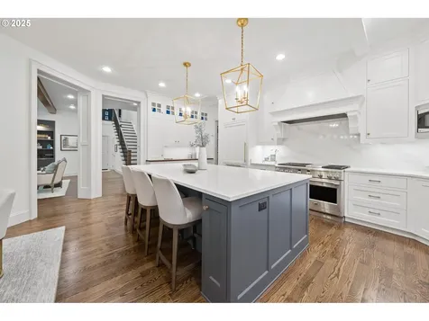 16650 Fir Lane Lake Oswego OR 97034