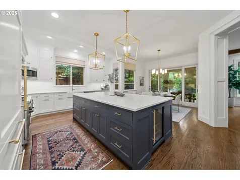 16650 Fir Lane Lake Oswego OR 97034