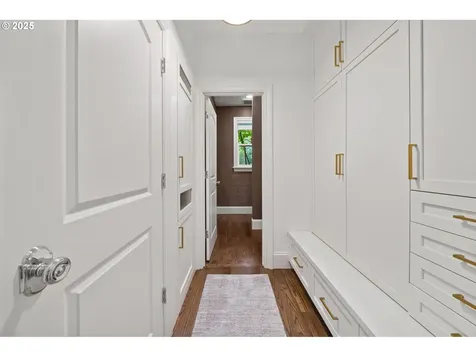 16650 Fir Lane Lake Oswego OR 97034