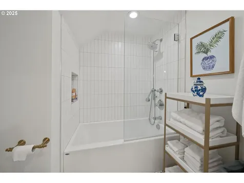 16650 Fir Lane Lake Oswego OR 97034
