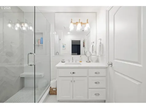 16650 Fir Lane Lake Oswego OR 97034