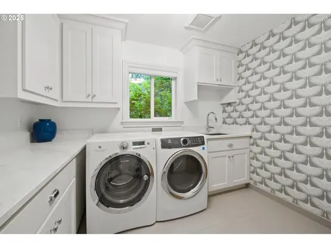 16650 Fir Lane Lake Oswego OR 97034