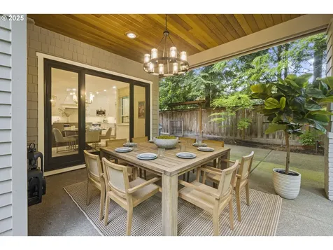 16650 Fir Lane Lake Oswego OR 97034