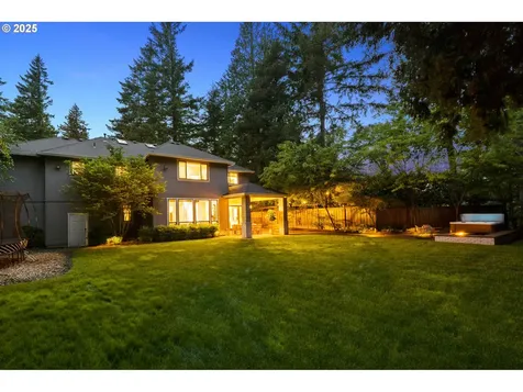 16650 Fir Lane Lake Oswego OR 97034