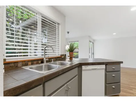 15304 NE 44th Street Vancouver WA 98682