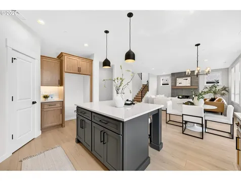 508 W 19th Street La Center WA 98629