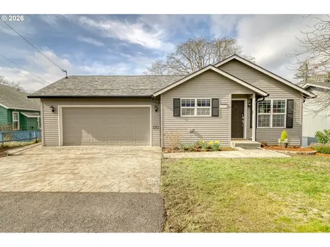 435 S 8th Street St. Helens OR 97051