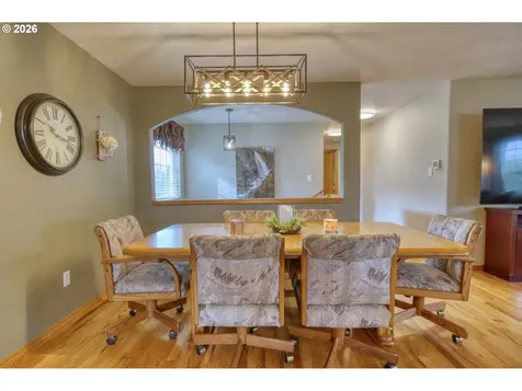 435 S 8th Street St. Helens OR 97051